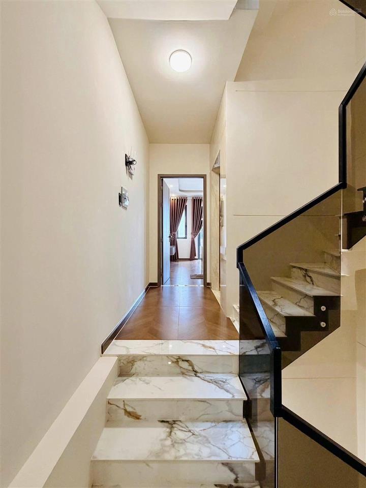 Bán nhà hẻm xe hơi 6m đậu trước nhà. phan xích long, pn. dt 82,5m2, giá thuê 19tr shr