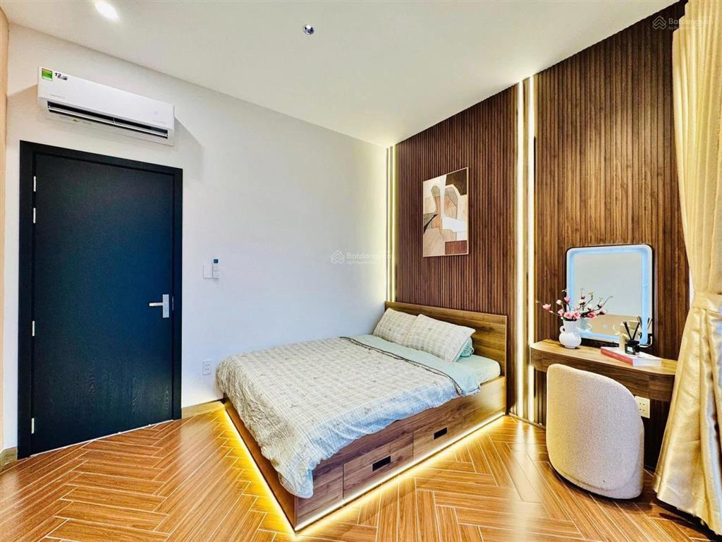 Bán nhà giá tôt ở hẻm 373 giá 2tỷ990tr nguyễn trãi, q1. dt 70m2, hẻm 5m, hđ thuê 19tr/th. shr