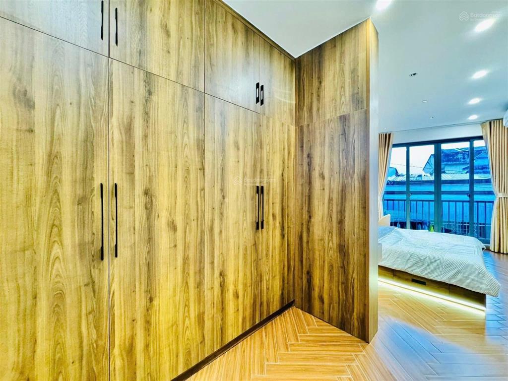 Bán nhà giá tôt ở hẻm 373 giá 2tỷ990tr nguyễn trãi, q1. dt 70m2, hẻm 5m, hđ thuê 19tr/th. shr