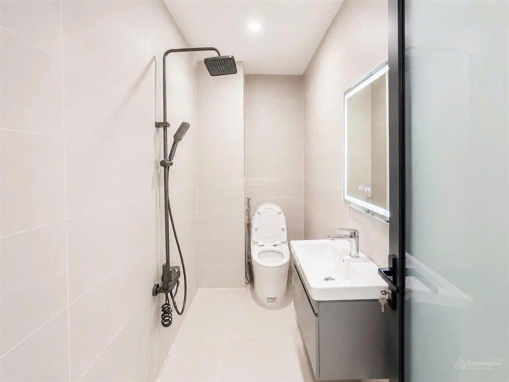 Bán gấp để kinh doanh giảm 300tr tô hiến thành, q10, hẻm 5m dt 70m2 thuê 19t/th shr
