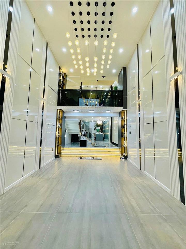 Bán nhà nổi bật dương quảng hàm, gò vấp, dt 84,4m2, hẻm 6m, hđ thuê 19tr/th. sổ riêng