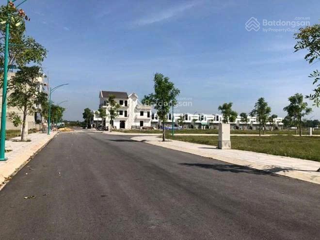 Bán đất 100m2 mà giá trị 2tỷ900tr, vị trí đắc địa nằm ngay khu vực đang phát triển, ôm trọn kcn