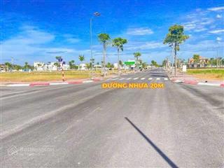 Bán đất 100m2 mà giá trị 2tỷ900tr, vị trí đắc địa nằm ngay khu vực đang phát triển, ôm trọn kcn