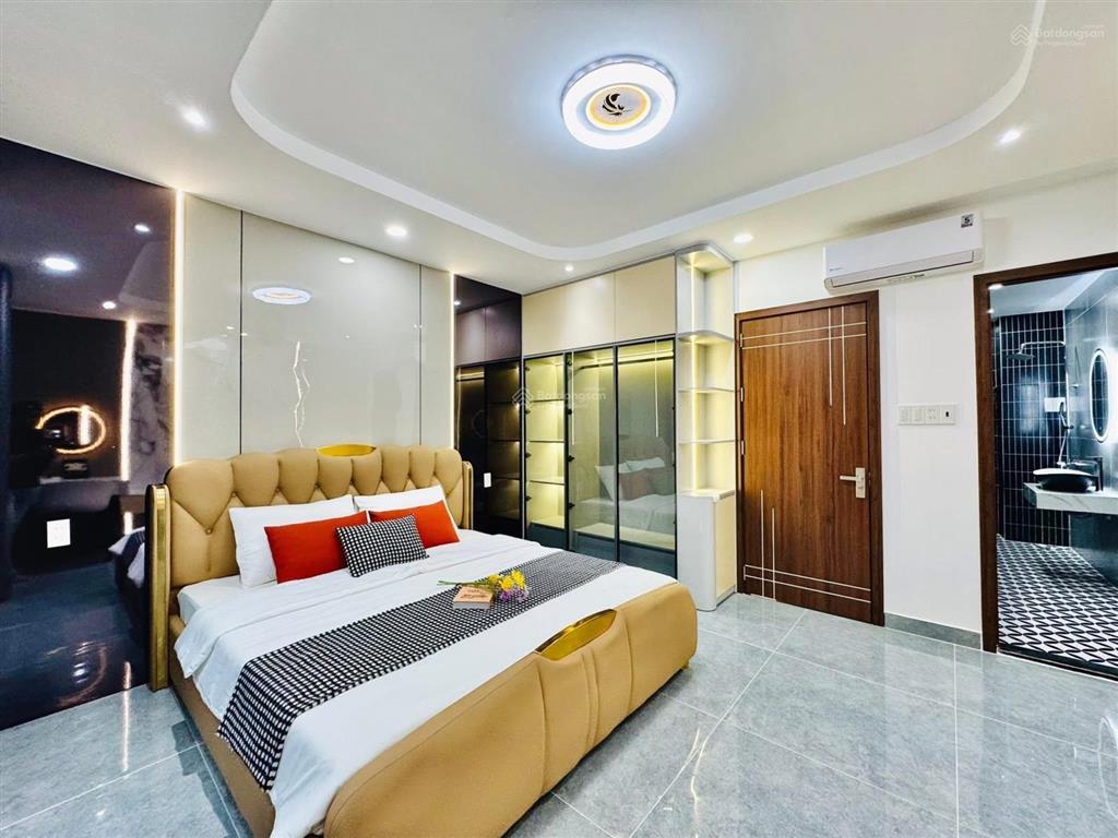 Cần bán gấp căn nhà hiệp bình, thủ đức có dòng tiền 25tr/th. sổ riêng, hẻm 6m, dt 75m2