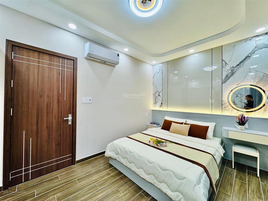 Cần bán gấp căn nhà hiệp bình, thủ đức có dòng tiền 25tr/th. sổ riêng, hẻm 6m, dt 75m2