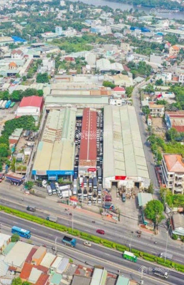 130x250m mặt tiền quốc lộ 1a, tt bến lức, long an, cn 32,000m2 giá 7.99 triệu/m2