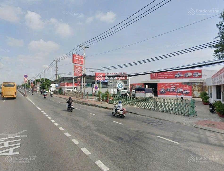130x250m mặt tiền quốc lộ 1a, tt bến lức, long an, cn 32,000m2 giá 7.99 triệu/m2