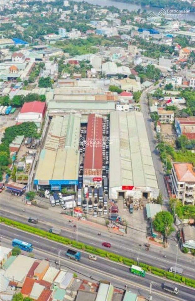 65x250m mặt tiền quốc lộ 1a, tt bến lức, long an, cn 16,000m2 giá 7.99 triệu/m2