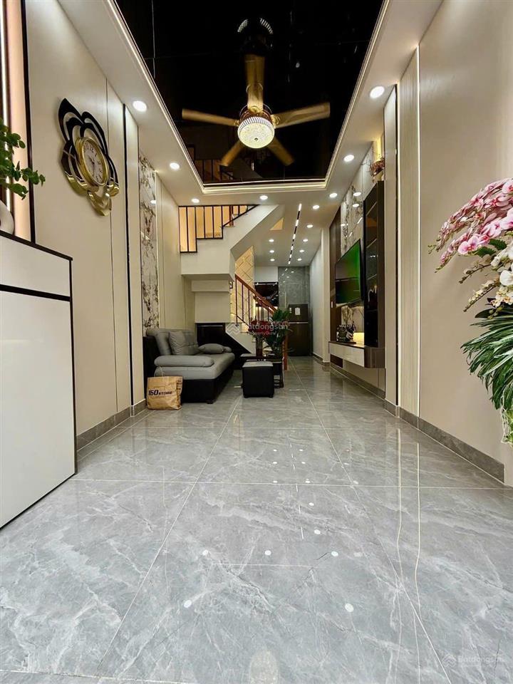 Nhà 1 lầu 2pn gần cầu vượt tân thới hiệp quận 12 sát bên gò vấp