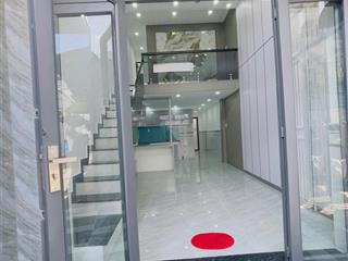 Nhà ngang 4m dài 14m 1 trệt 1 lửng 3pn gần chợ đông quang quận 12, giá 2 tỷ 378