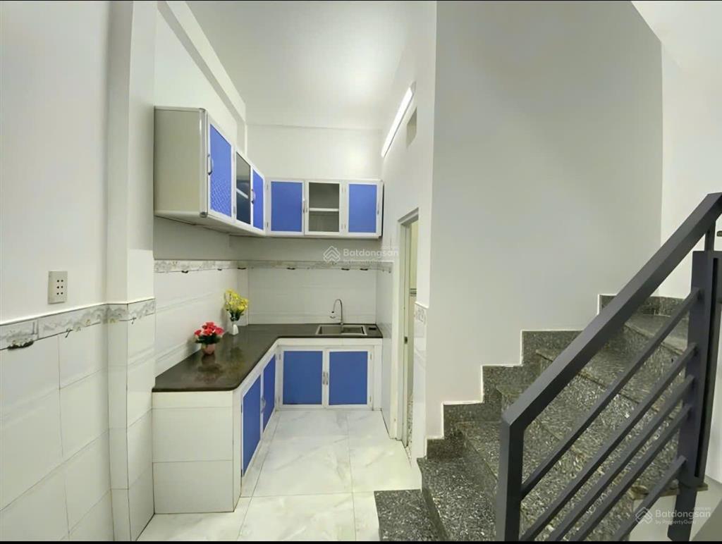 Bán nhà xây mới 4x6m đường tô ngọc vân quận 12 sát bên gò vấp giá 900 triệu còn bớt chính chủ