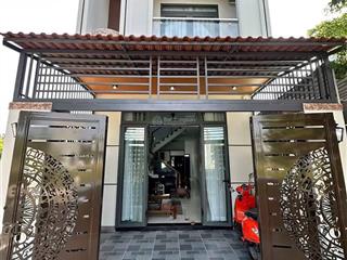 Bán gấp nhà 1 lầu 5x20 ngay chợ phú lợi  phạm thế hiển q8. giá 780 triệu, đang cho thuê 21tr/tháng