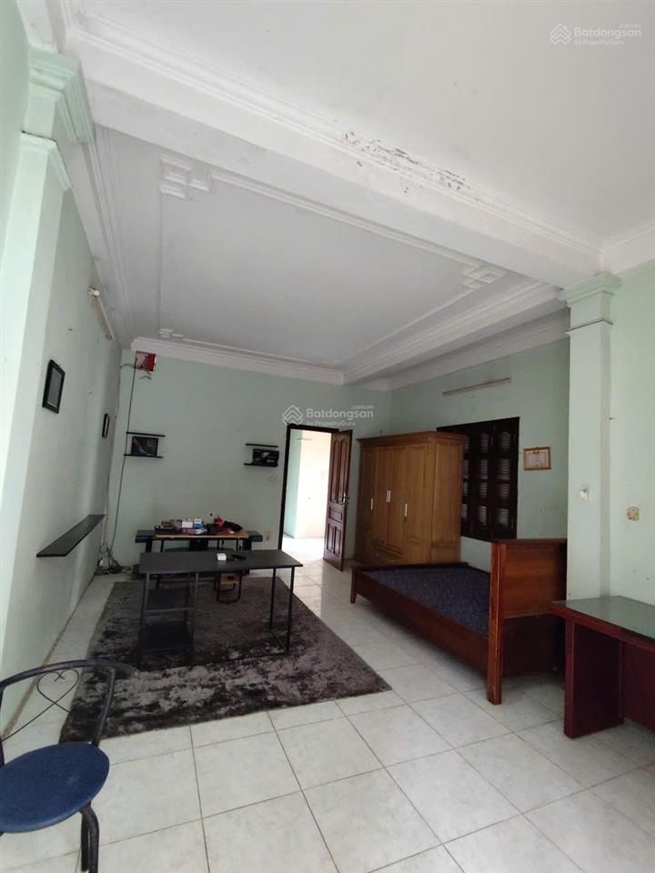 Cho thuê nhà 4 tầng ngõ 1 ngô thì nhậm  hà đông