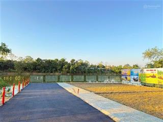 Bán đất hòa lạc xã phú cát sẵn sổ view hồ cực hiếm gần đại học quốc gia, công nghệ cao 0983 868 ***
