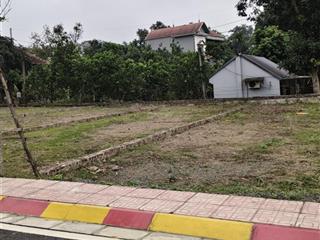 Bán đất đẹp trung tâm phú cát 100m2 thổ cư 2.8 tỷ cách quốc lộ 21a 200m, gần đại học quốc gia