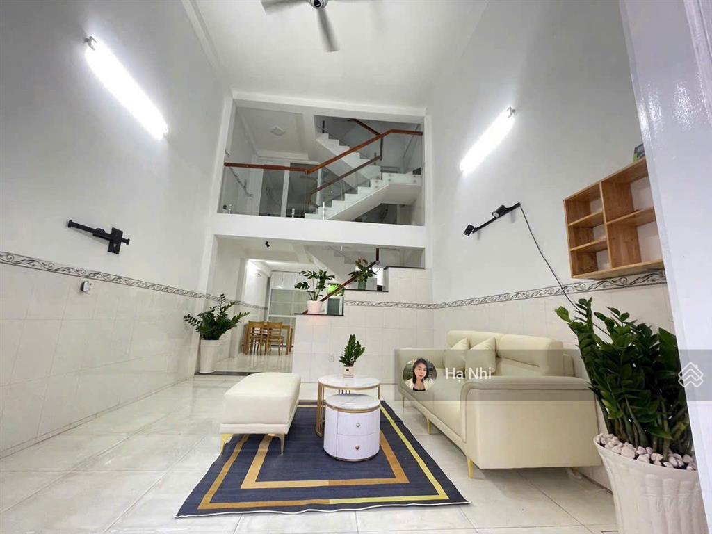 Siêu phẩm linh đông  nhà 3 tầng full nội thất chỉ 6.5 tỷ  150m ra phạm văn đồng
