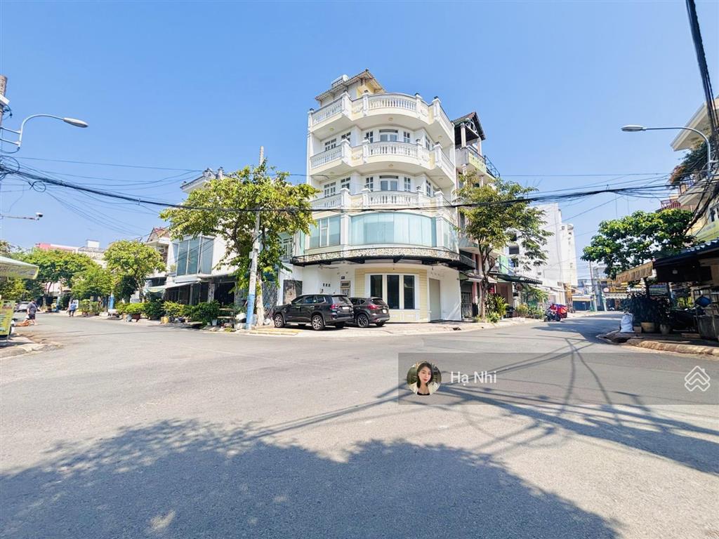 Hiếm! căn góc 2 mặt tiền 5 tầng, ngang 8m ngay đại lộ 2, chợ phước bình, thảo điền 5ph đi xe