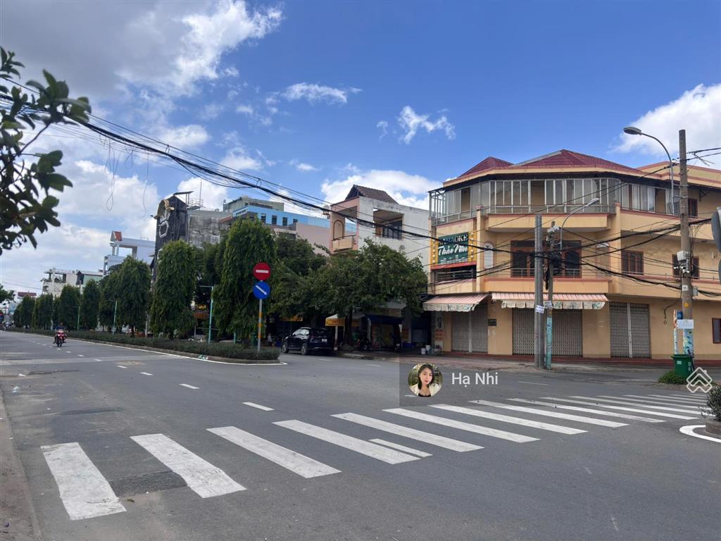 Hiếm! căn góc 2 mặt tiền 5 tầng, ngang 8m ngay đại lộ 2, chợ phước bình, thảo điền 5ph đi xe