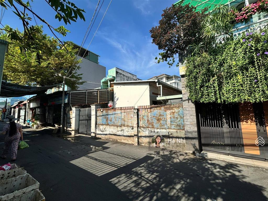 Bán đất tặng dãy trọ 192m2 có sẵn tn 17.5tr/th, hxh thông đ hồ bá phấn, cách ga metro 500m