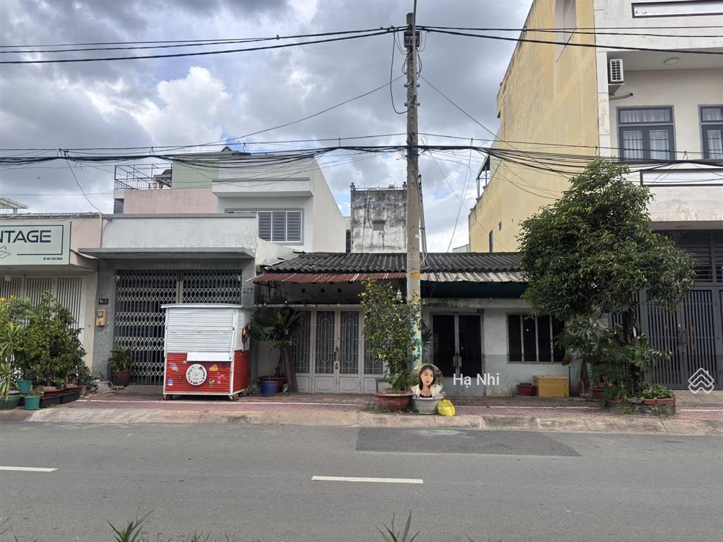 Chủ gấp bán mtkd đại lộ 2 phước bình ngay chợ phước bình, 86m2 cách ga metro 4ph