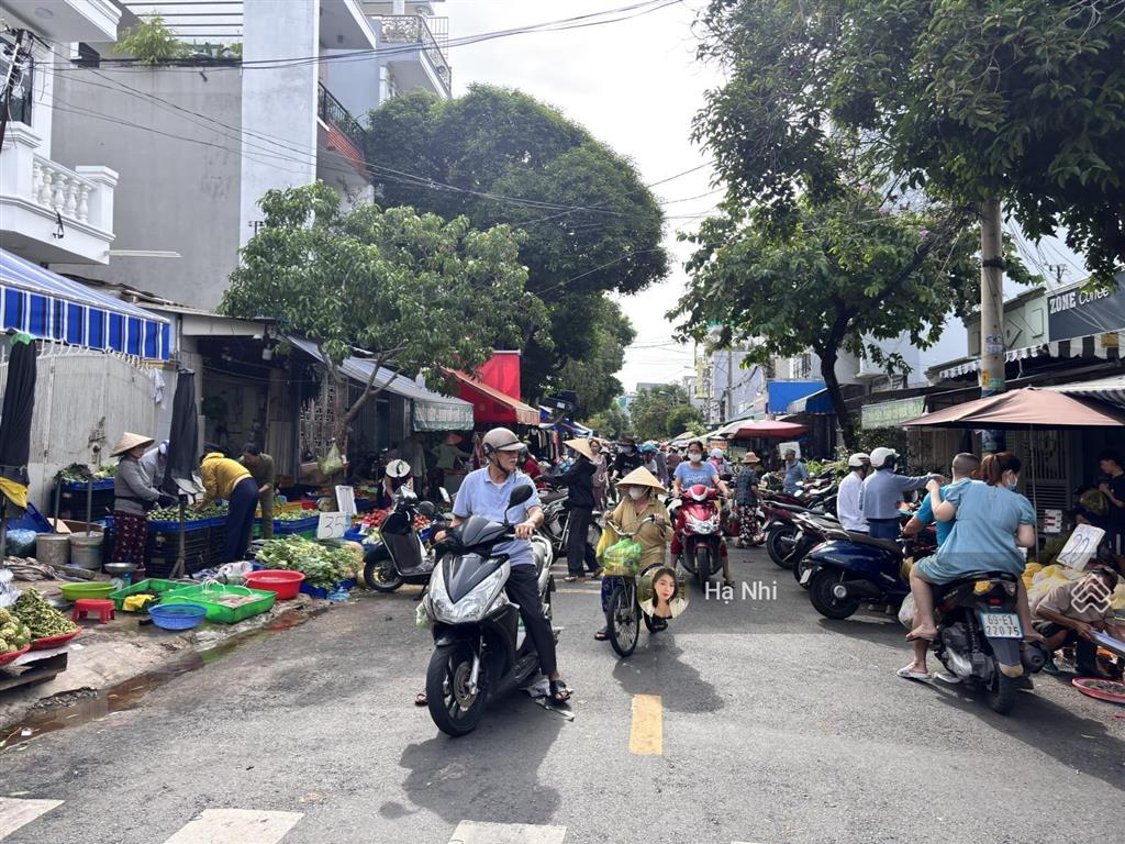 Vị trí đẹp  diện tích hiếm! quỹ đất lớn 270m2 ngang 12m ngay đại lộ 2 phước bình