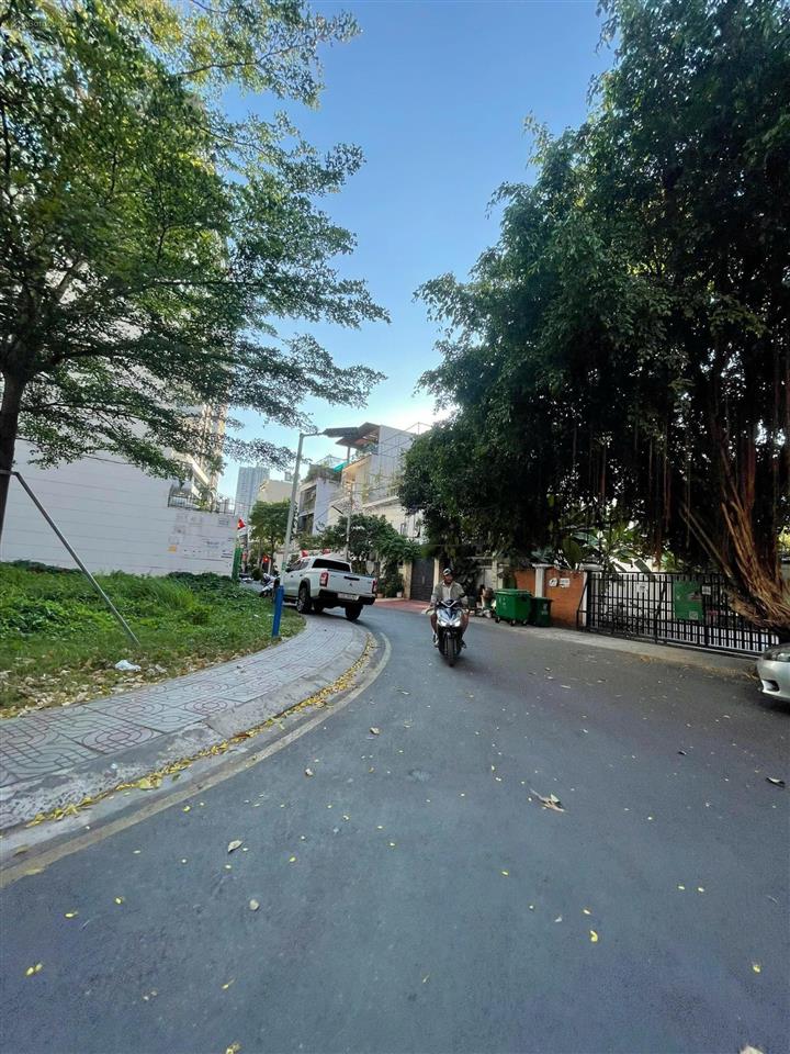 50 tỷ tìm đâu ra lô đất biệt thự 2 mt võ trường toản, ngay chân chung cư lumière, ga metro