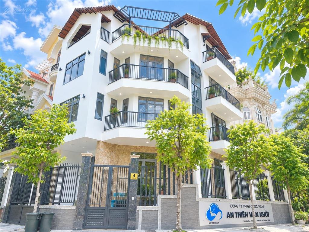 Hàng hiếm compound trần não  biệt thự góc 2mt, 4 tầng + hầm| view landmark, sát sông sg