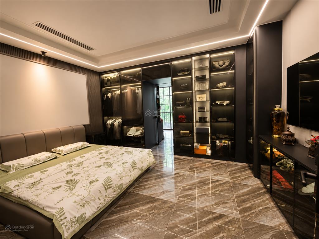 Chỉ 30 tỷ | biệt thự mới hầm + 5 tầng dt 430m2 vào ở ngay, gần sala thủ thiêm, quận 2