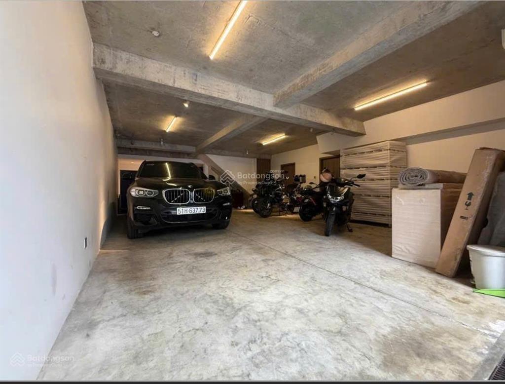 Chỉ 30 tỷ | biệt thự mới hầm + 5 tầng dt 430m2 vào ở ngay, gần sala thủ thiêm, quận 2