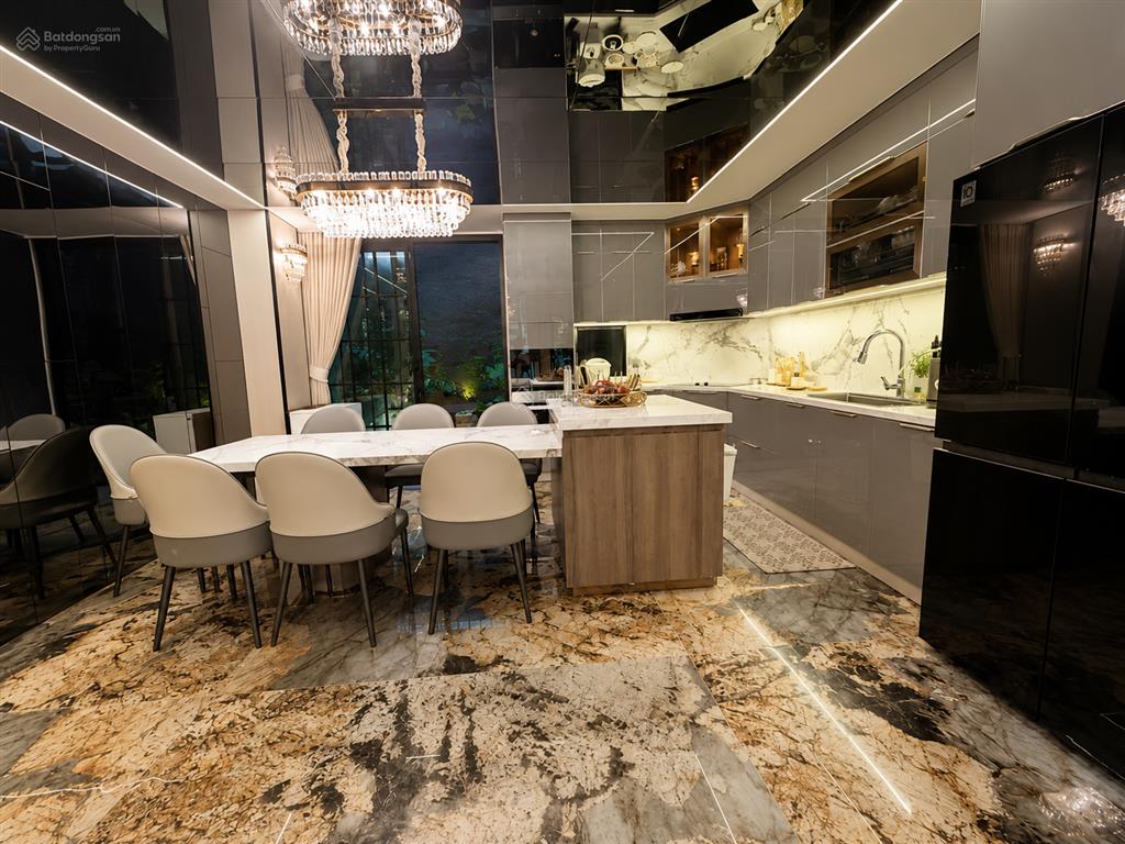 Chỉ 30 tỷ | biệt thự mới hầm + 5 tầng dt 430m2 vào ở ngay, gần sala thủ thiêm, quận 2