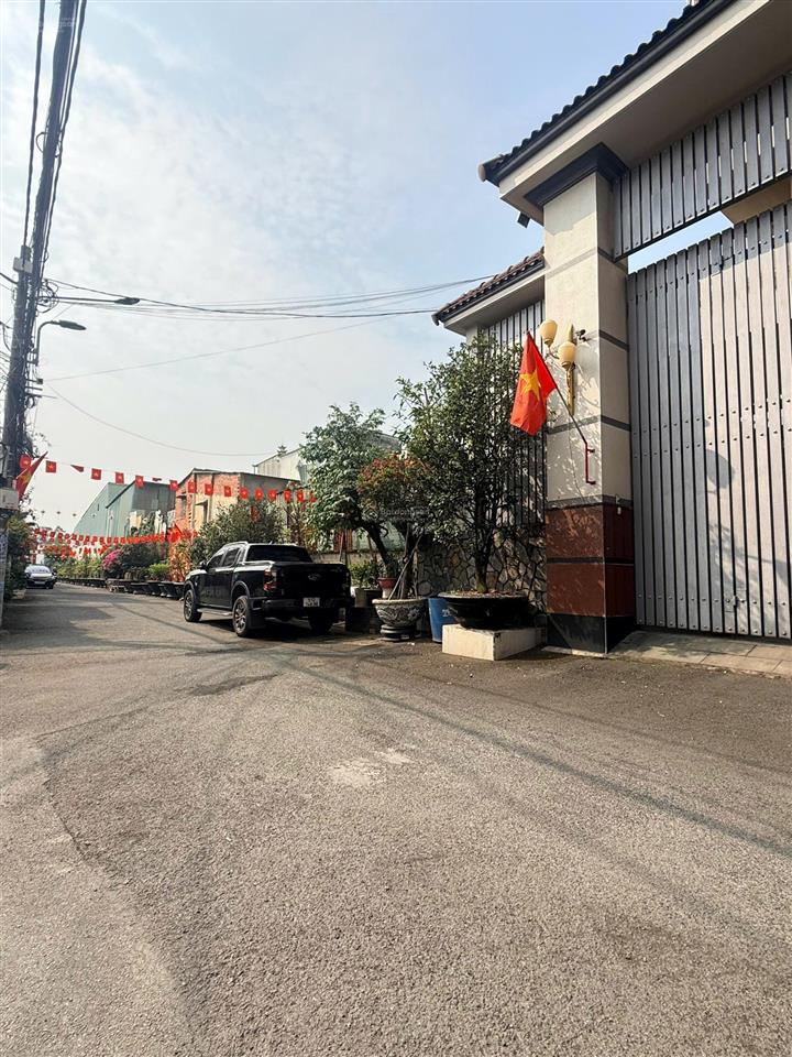 Siêu phẩm 2 mặt tiền  ngang 10m  đường 8m  lê văn chí, 1 lô đất duy nhất còn sót lại