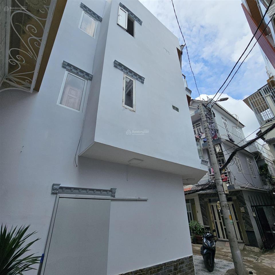 Bán gấp nhà mặt phố vị trí kinh doanh tại huỳnh tấn phát, nhà bè, 2,38 tỷ, 24m2, 4pn, 3wc