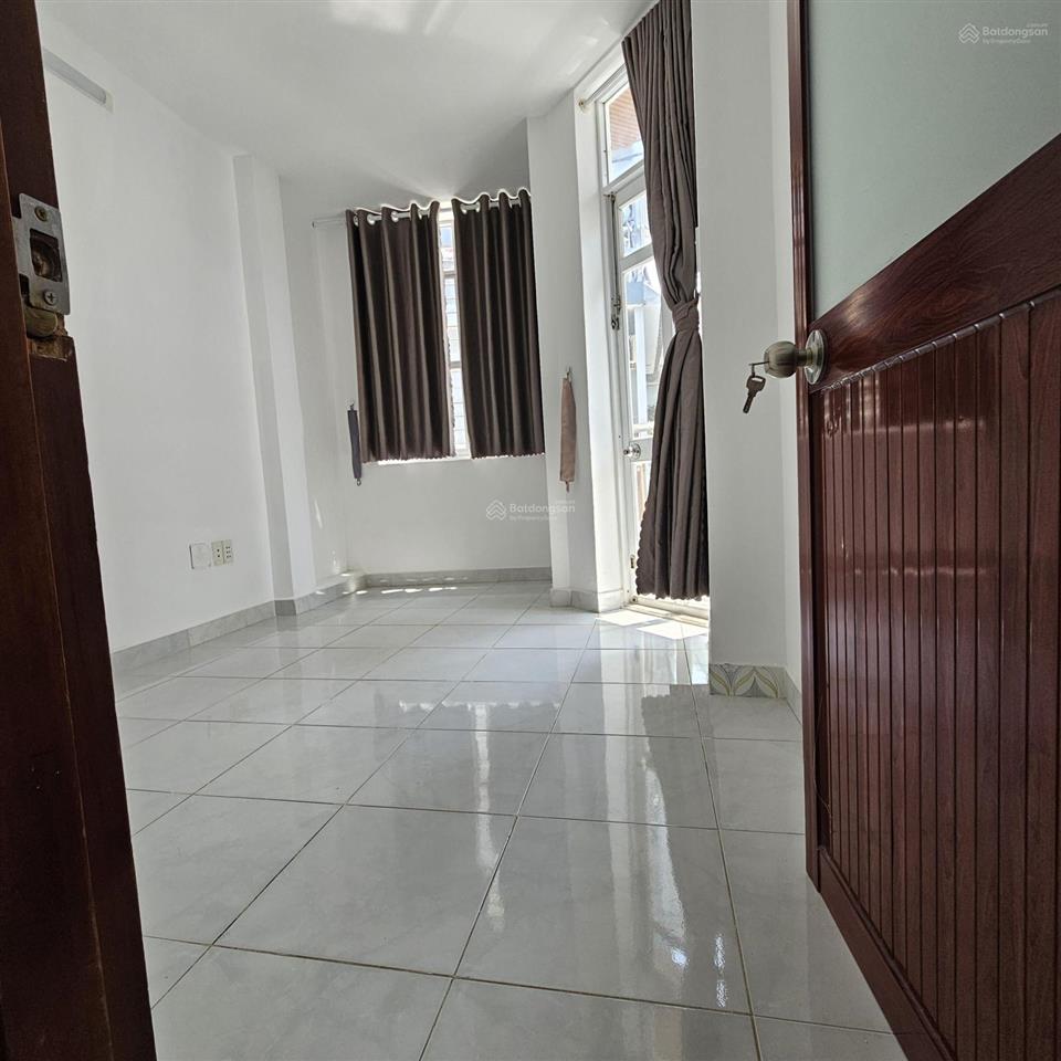 Bán gấp nhà mặt phố vị trí kinh doanh tại huỳnh tấn phát, nhà bè, 2,38 tỷ, 24m2, 4pn, 3wc