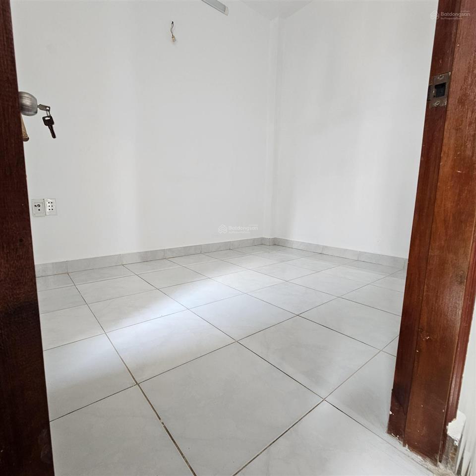 Bán gấp nhà mặt phố vị trí kinh doanh tại huỳnh tấn phát, nhà bè, 2,38 tỷ, 24m2, 4pn, 3wc