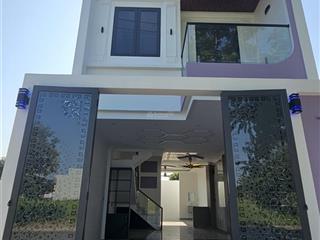 Hàng hiếm tại đường tỉnh lộ 826,sát bên nhà bè hcm, 4,5 tỷ, 80m2, 3pn, 2wc