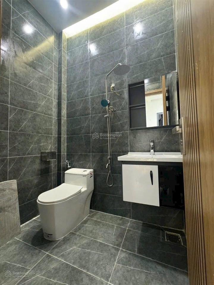 Hot! bán nhà riêng tại nguyễn văn quỳ, 4,39 tỷ, 35m2, 2pn, 2wc