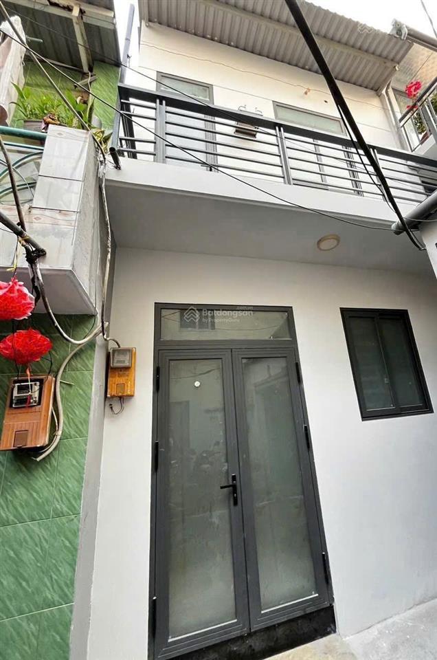 Nhà nhỏ có sổ hồng riêng 20m2 hoàn công 2 tầng siêu hót 2,5 tỷ. q7