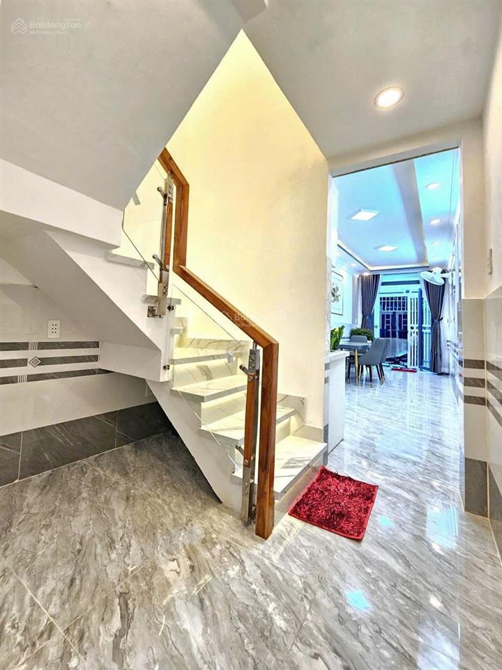 Nhà nhỏ có sổ hồng riêng 20m2 hoàn công 2 tầng siêu hót 2,5 tỷ. q7