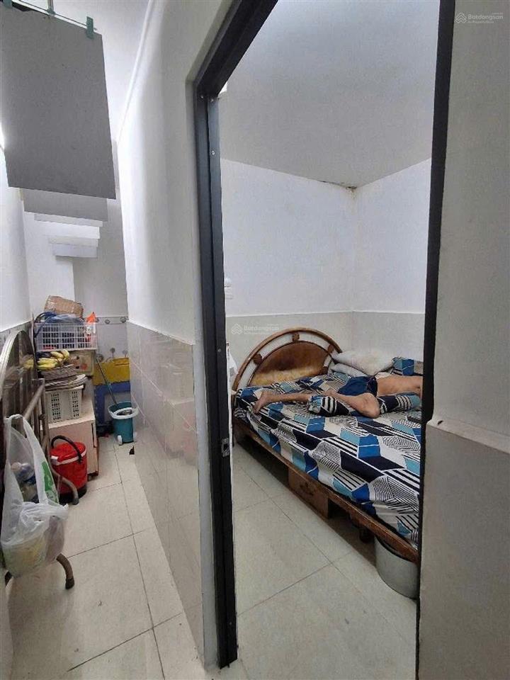 Bán nhà ngay trung tâm huỳnh tấn phát, q7 phú thuận 3 phòng ngủ 50m2 ,1 lầu.