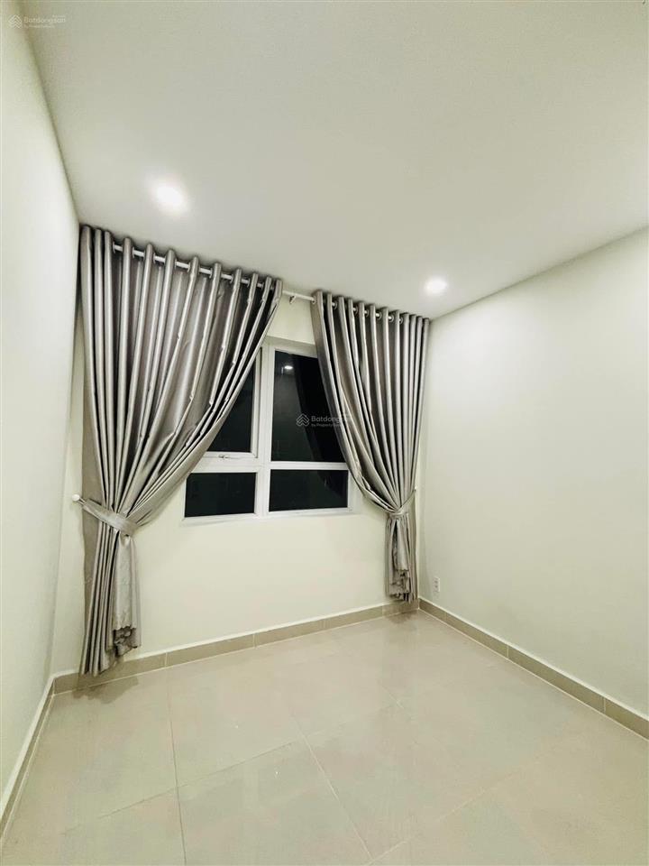 Giá rẻ 1 căn duy nhất topaz elite 2pn 2wc chỉ 3,5tỷ ngay sát tttm aeon mall nhà trống ở ngay