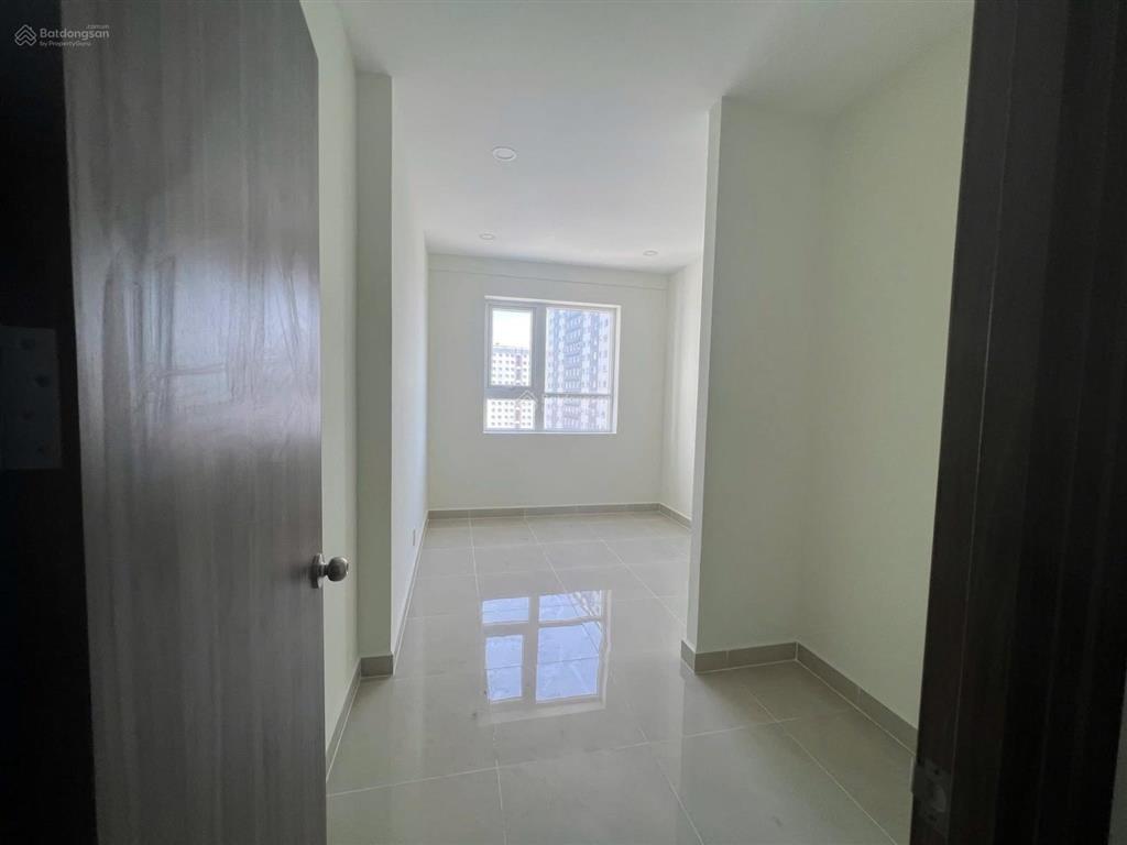 Cho thuê cc topaz elite, 10tr, 60m2, 2pn, 2vs, nhà trống