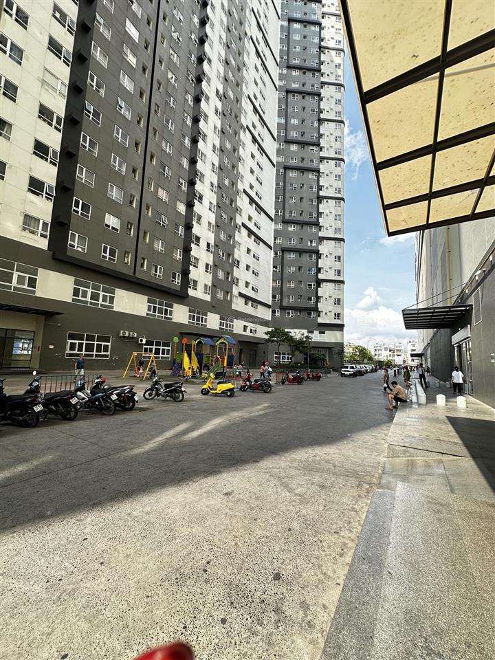 Cho thuê cc topaz elite, 10tr, 60m2, 2pn, 2vs, nhà trống