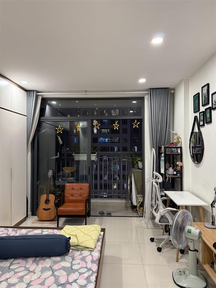 Cho thuê gấp căn studio cc central premium có nội thất ở ngay ngay trên trung tâm thương mại