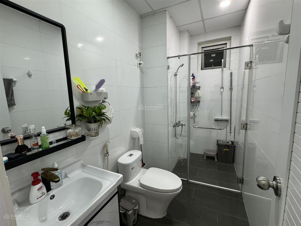 Cực hiếm topaz elite tầng trung 2pn2wc full nội thất đẹp giá tốt