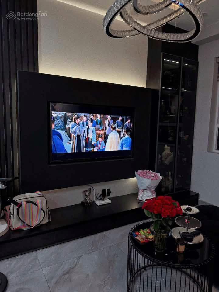 Nhà đẹp chủ tâm huyết tự decor cần bán chuyển về quê ở, giá tốt còn thương lượng
