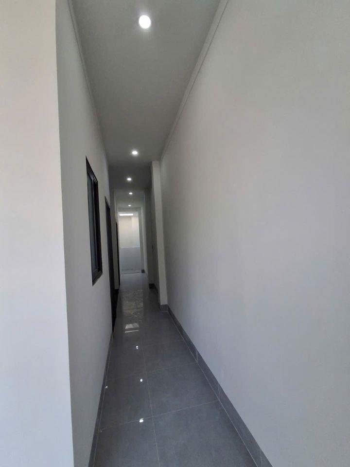 Nhà 1 lầu 1 trệt mới xây 3.3 tỷ _70 m2, sr hoàn công _3 phòng ngủ 