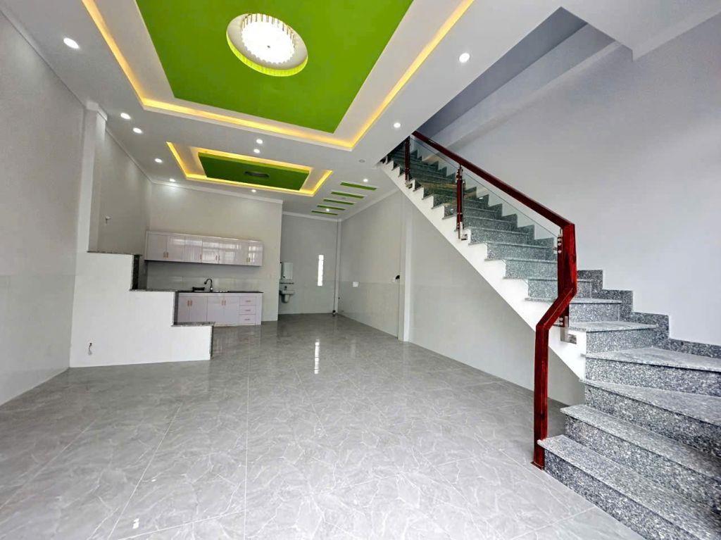 Nhà sổ riêng, thổ cư 100%,2.3 tỷ_65 m2