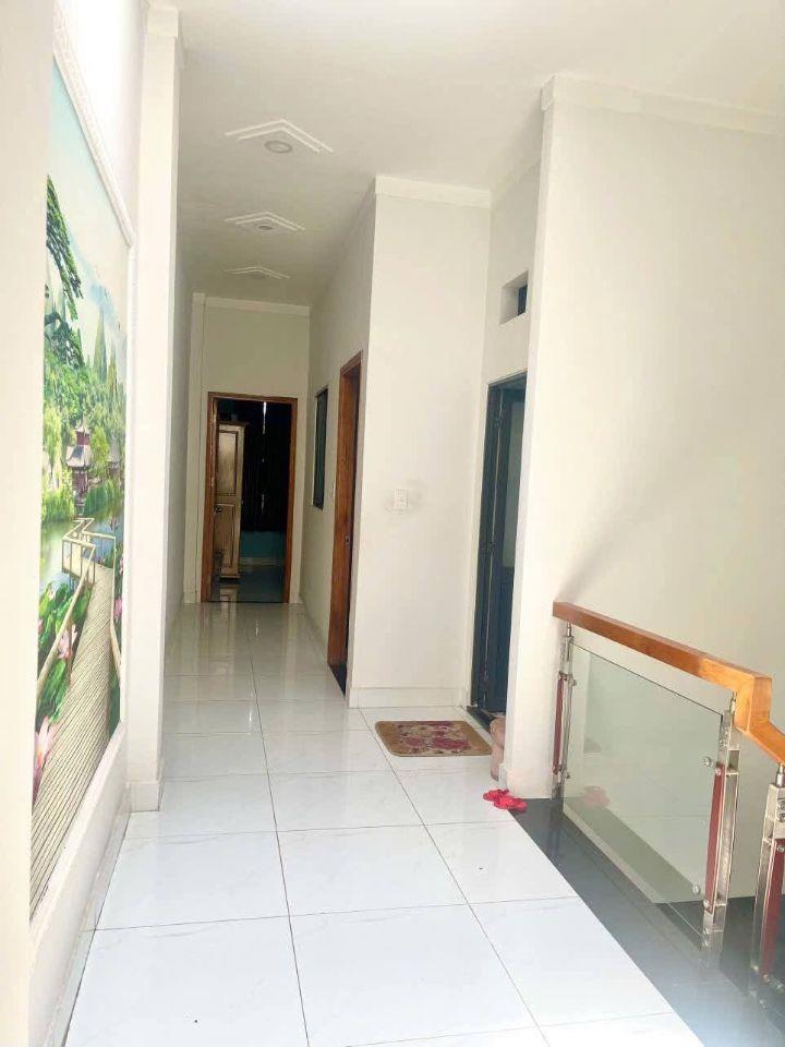 Nhà 1 lầu 1 trệt khu TĐC Hóa An 3.6 tỷ_ 75 m2,sân ô tô