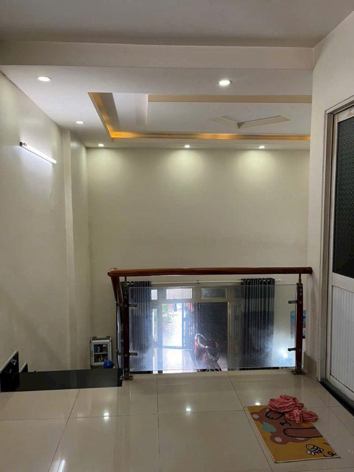 Nhà  sổ riêng ,thổ cư , cấp bốn gác lửng 2.05 tỷ_59 m2