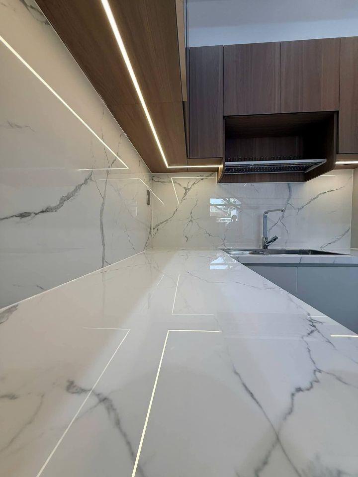 Nhà 2 lầu 1 trệt mới xây 3.7 tỷ _60m2_sân ô tô